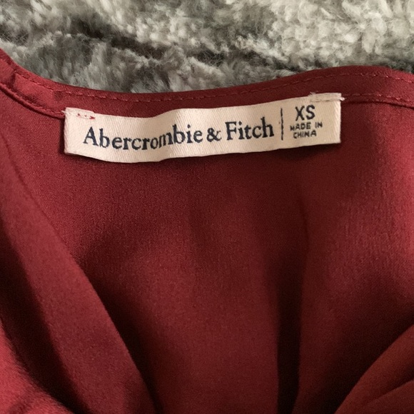 Abercrombie & Fitch Red Silk Camisole Top - Picture 2 of 3